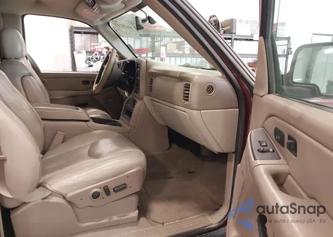 2004 Chevrolet Suburban 1500 Lt from USA, damaged, VIN 3GNFK16Z44G298982